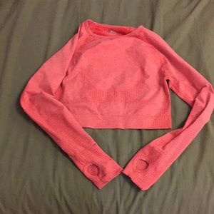 Cropped exercise shirt